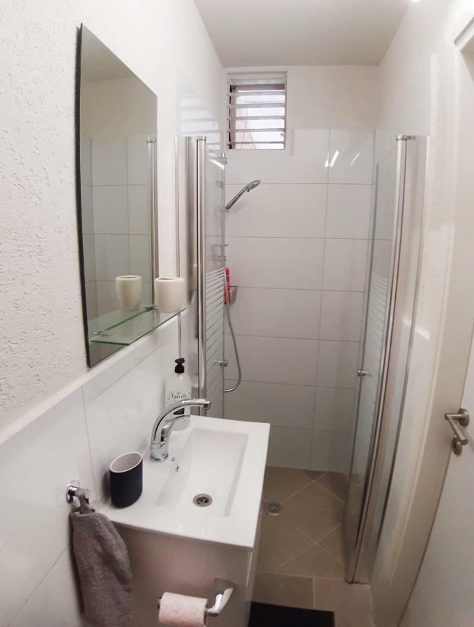 Modern Apartment With Lake View Tiberias Exteriör bild
